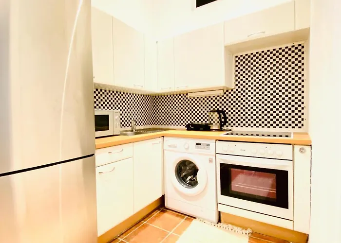 Comfortable 2br Close To Westbahnhof *