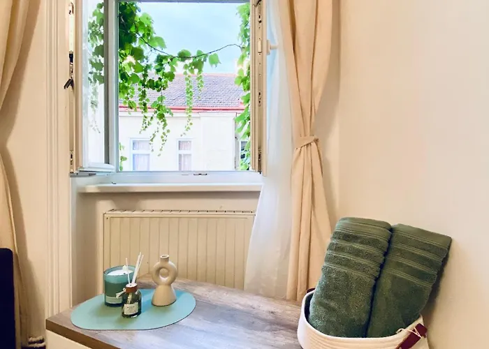 Comfortable 2br Close To Westbahnhof Apartment *